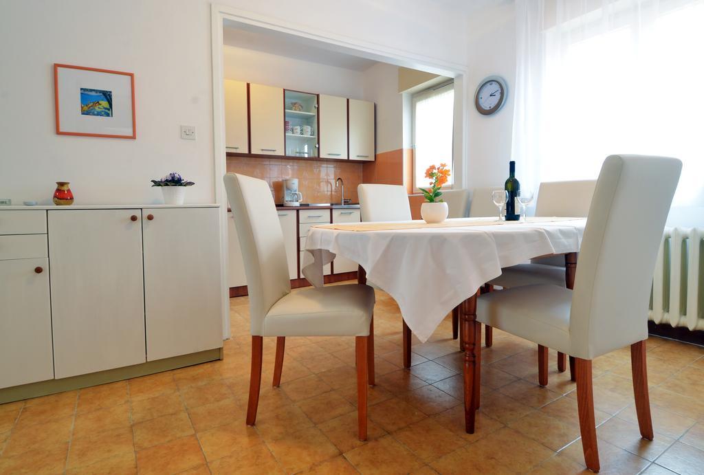 Apartment Rojnic Pula Bagian luar foto